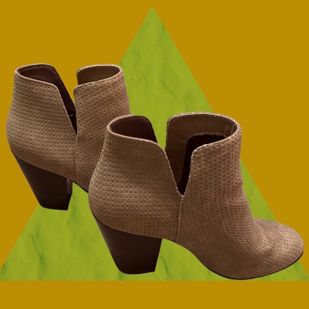 RESTRICTED BRAND TAN SUEDE ANKLE BOOTIES